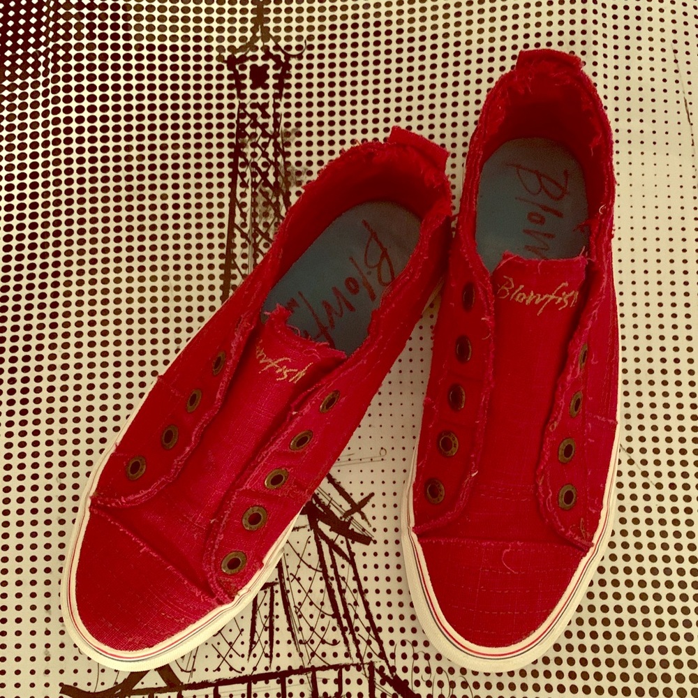 Blowfish deep red slip on